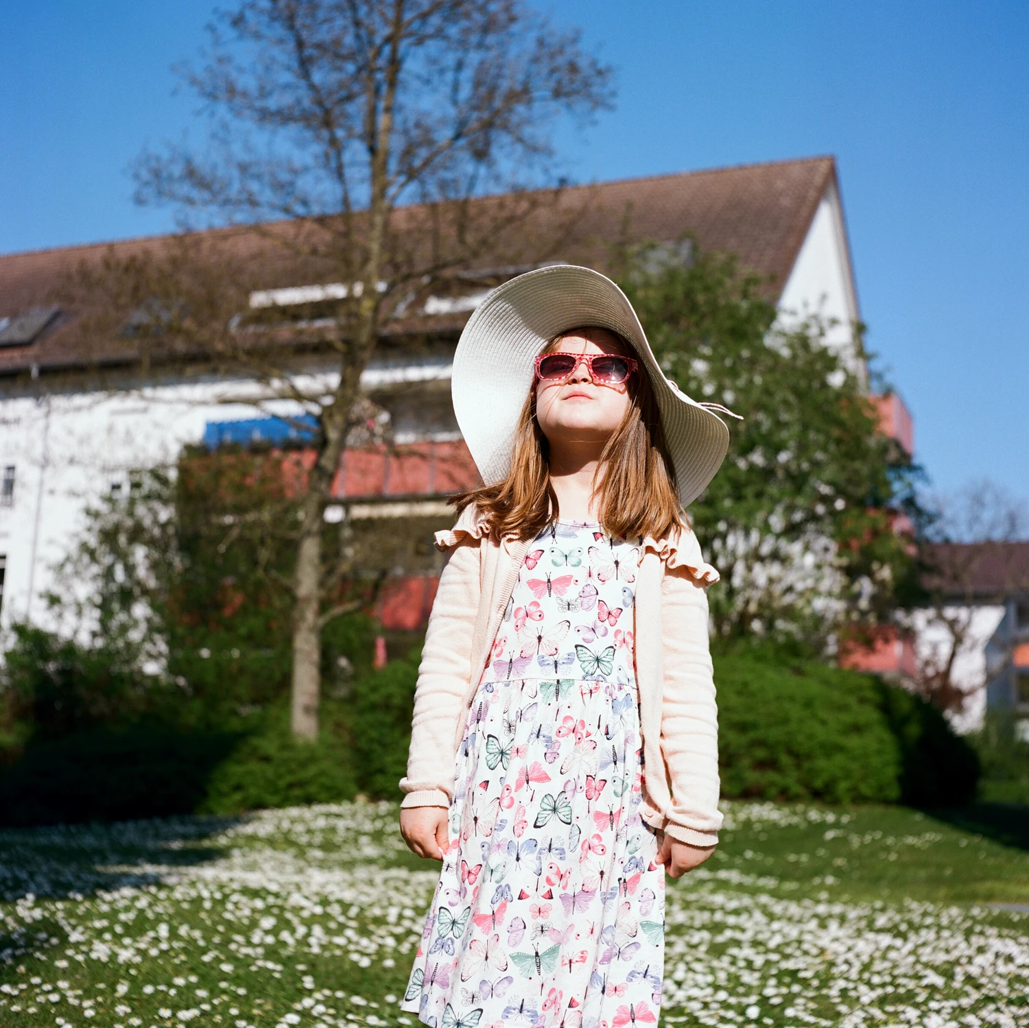 Emma on portra shot on Kodak Portra 400 with a Rolleiflex K4A, by Sven Jakob