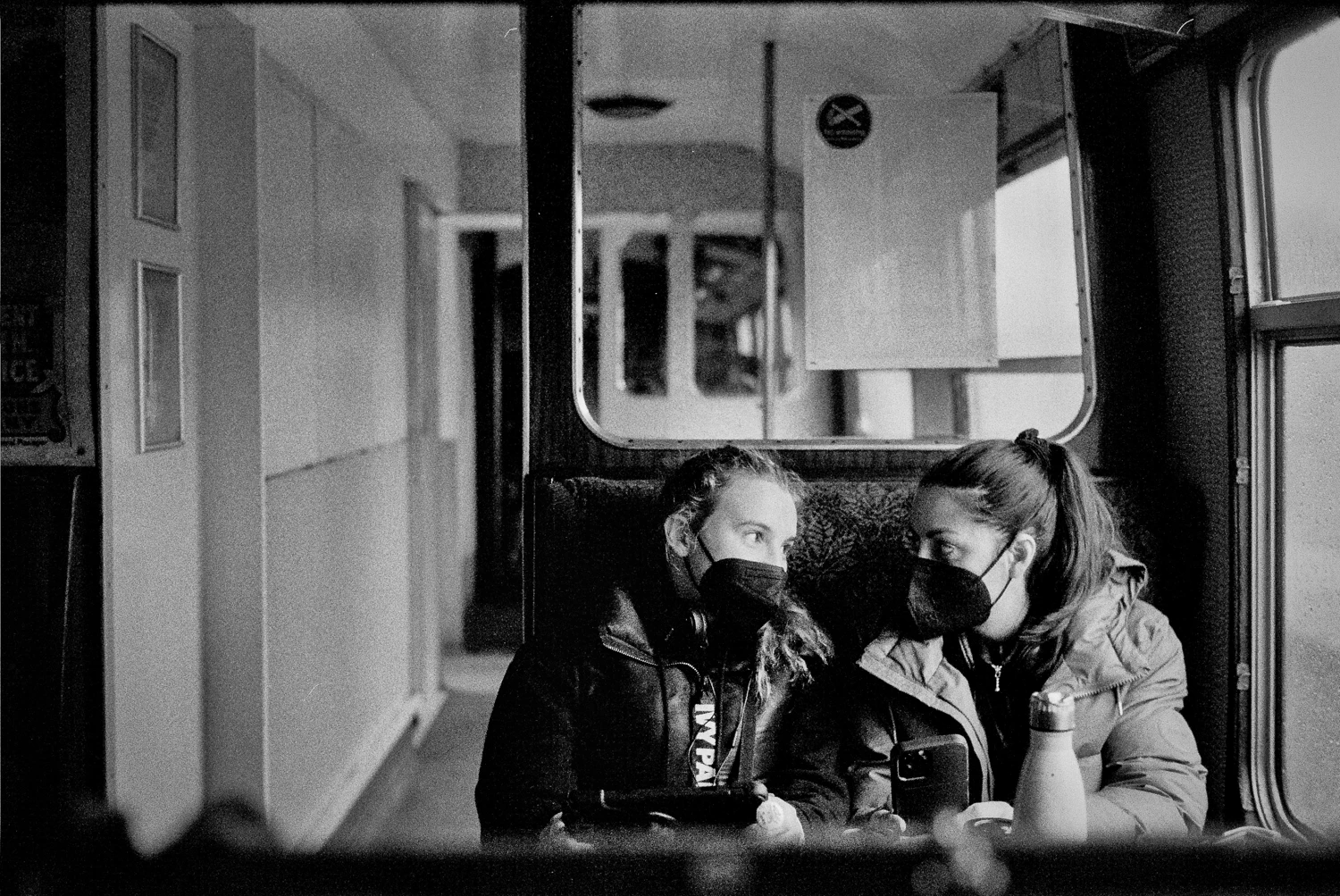 Lucy and Lowri shot on Ilford Delta 3200 with a Voigtländer Bessa R3M, by Richard Vialet, ASC