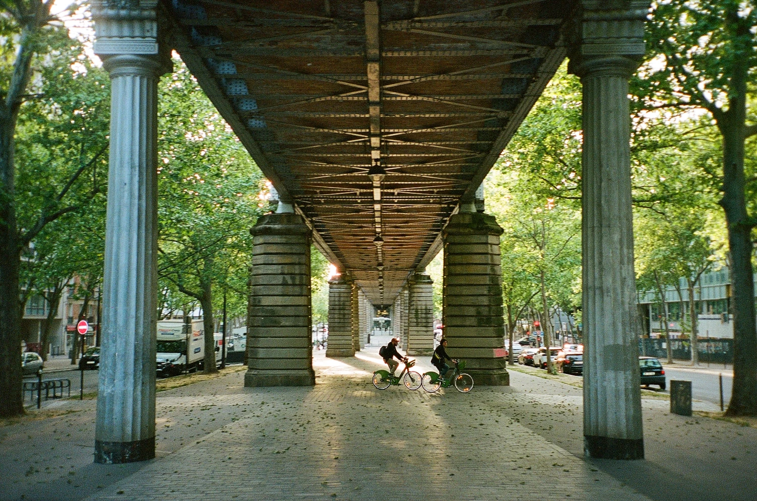 Vanishing Point shot on Kodak Portra 400 with a Canon Prima 90U II Date, by Pete