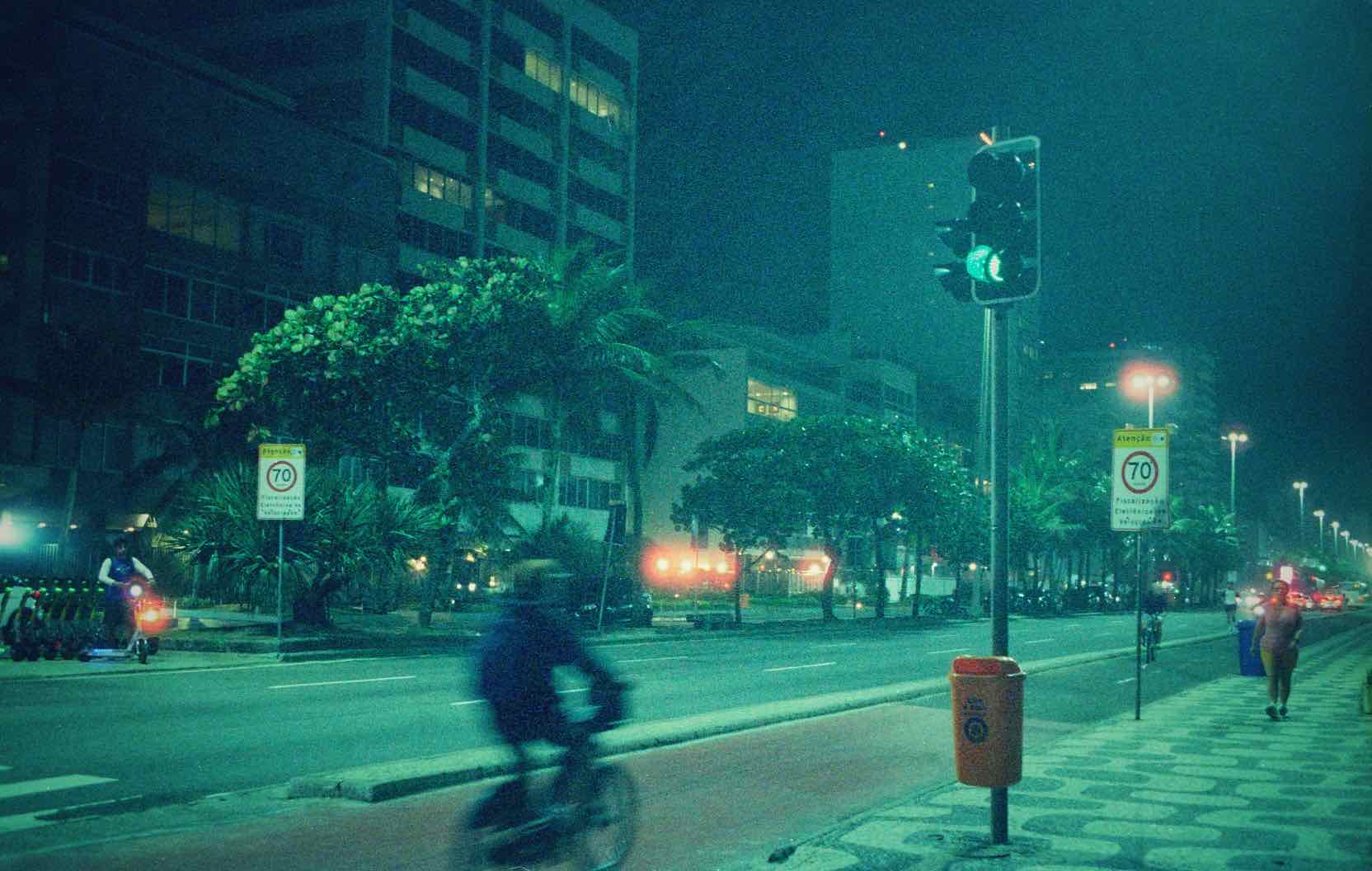 Film photo shot on Cinestill 800T with a Leica R8, developed at Fotocomputo, by Paula