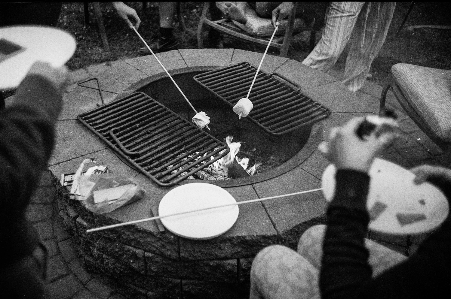 Film photo shot on Ilford HP5 Plus 400 with a Canon L1, by menwuur