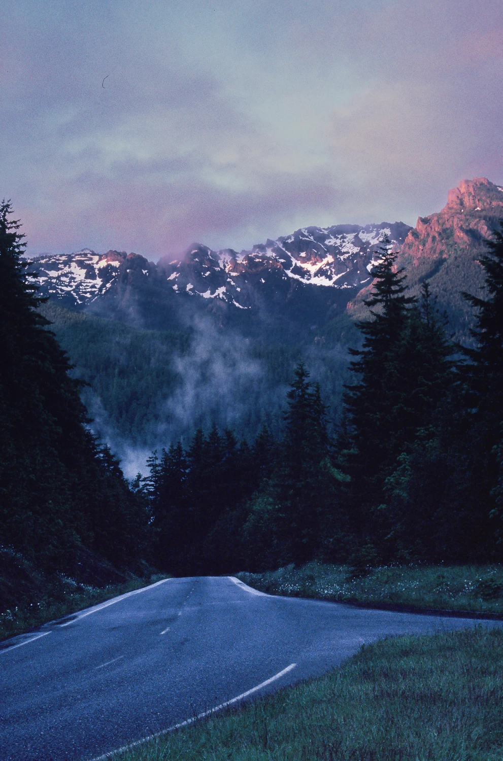 Sunset in the Cascades shot on Fujifilm Velvia 100 with a Nikon N8008s, by Andy Keck