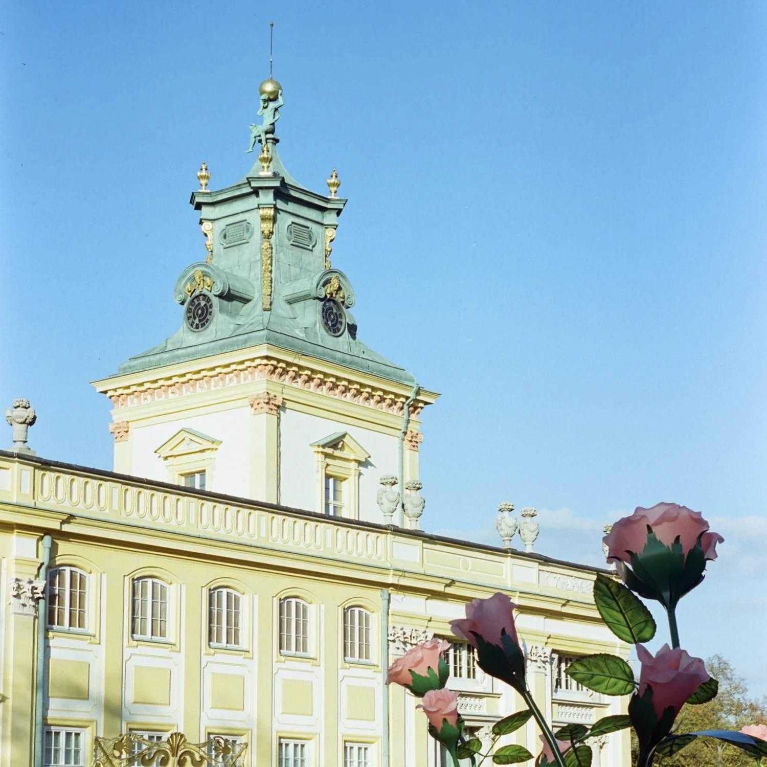 Wilanów Palace shot on Kodak Vision 3 250D with a Zenit ET, developed at Czarno-Białe, by Gost