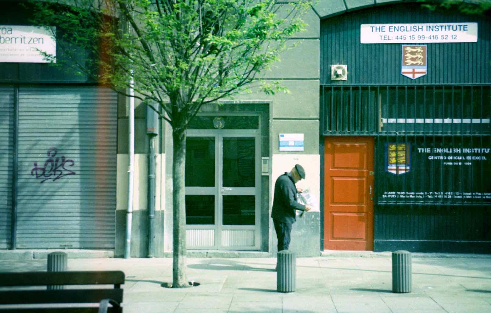 Film photo shot on QWD Kodak Vision3 T with a Leica R8, developed at Fotocomputo, by Paula