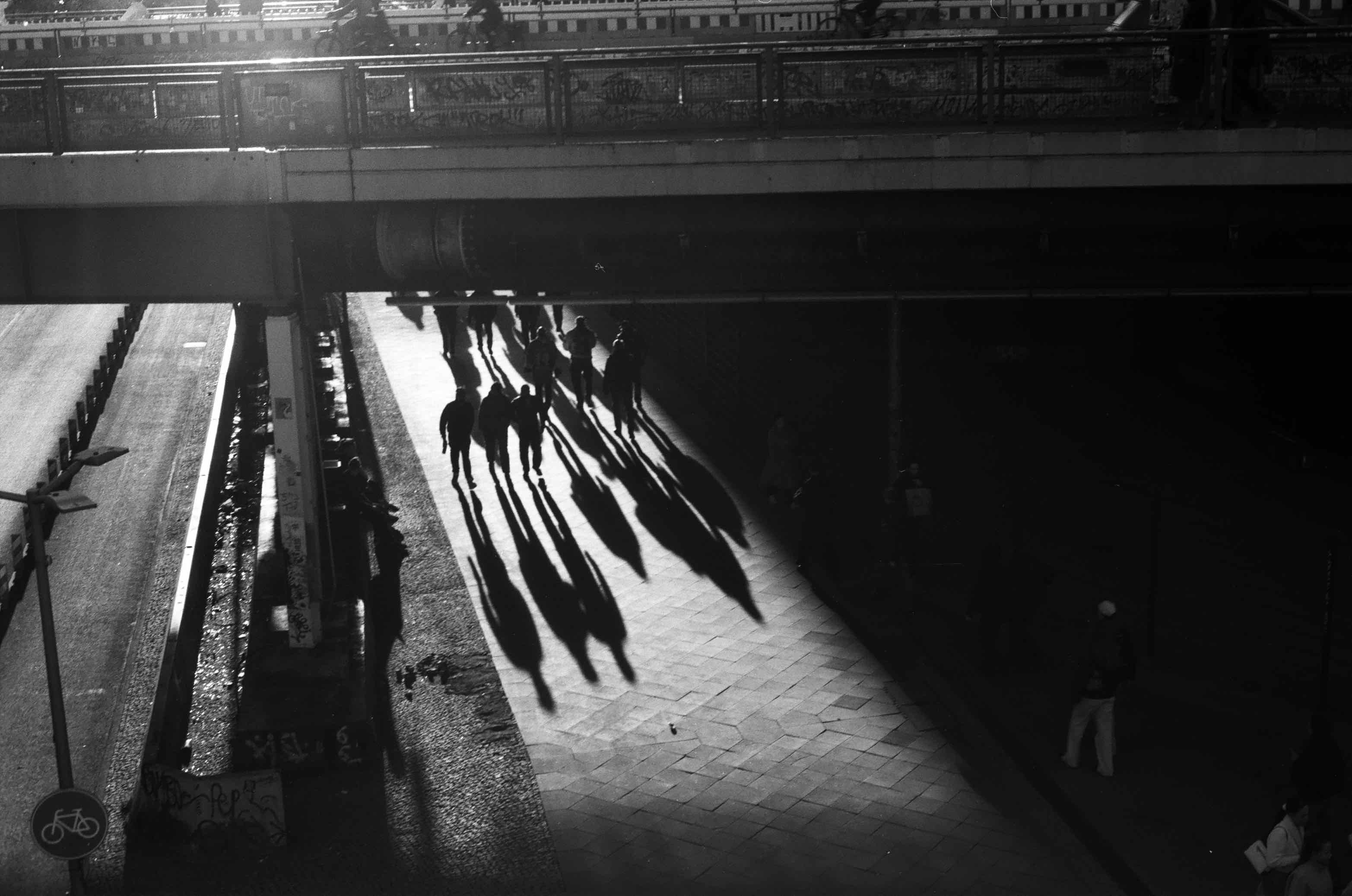 warschauer brücke shot on Fujifilm Neopan Acros 100 II with a Minolta X-700, developed at FilmSpeedLab, by Henri