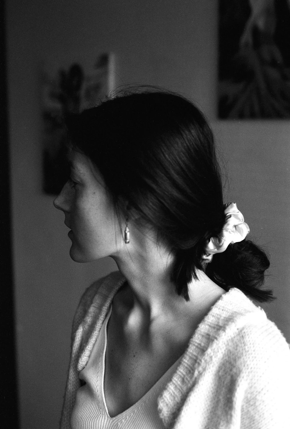 Girl from yoga classes shot on Silberra U200 with a Minolta XG-M, by Sasha Avis