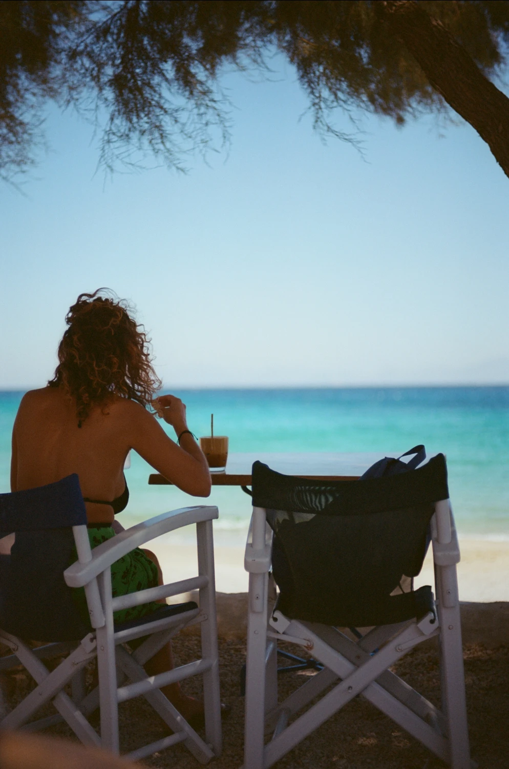 Breeze shot on Kodak Ektachrome E100 with a Revue SC4, by CristianaSto
