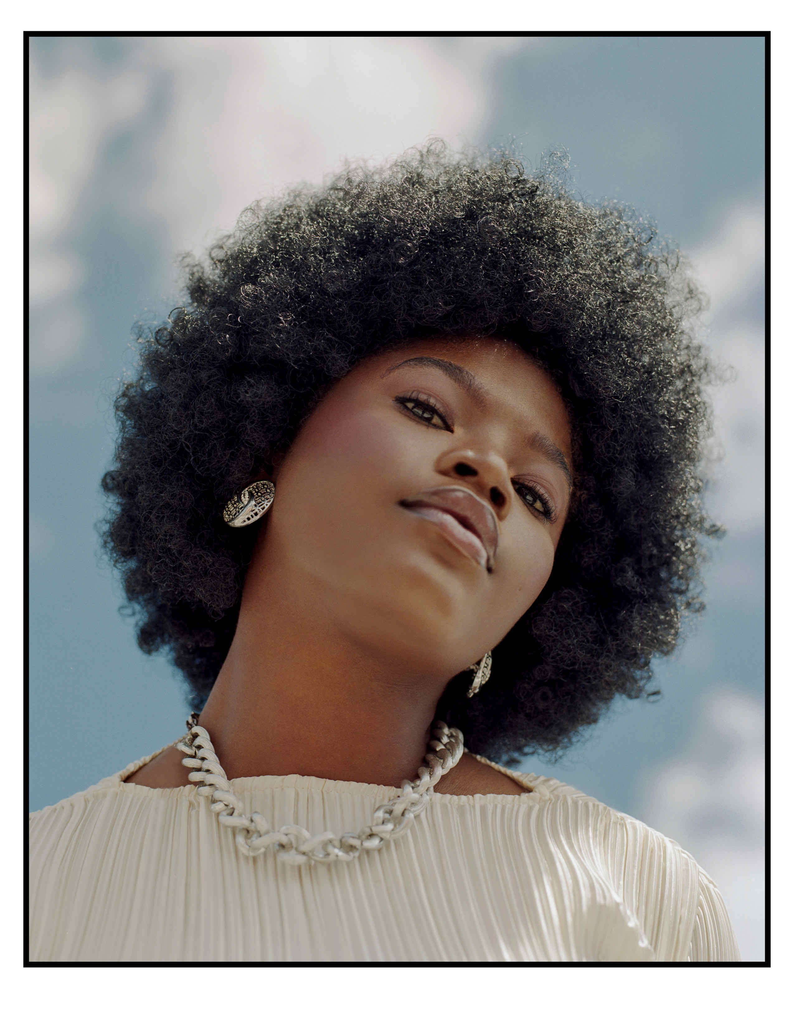 Honey shot on Kodak Gold 200 with a Mamiya RZ67 Pro II, by Brandon J Stjean
