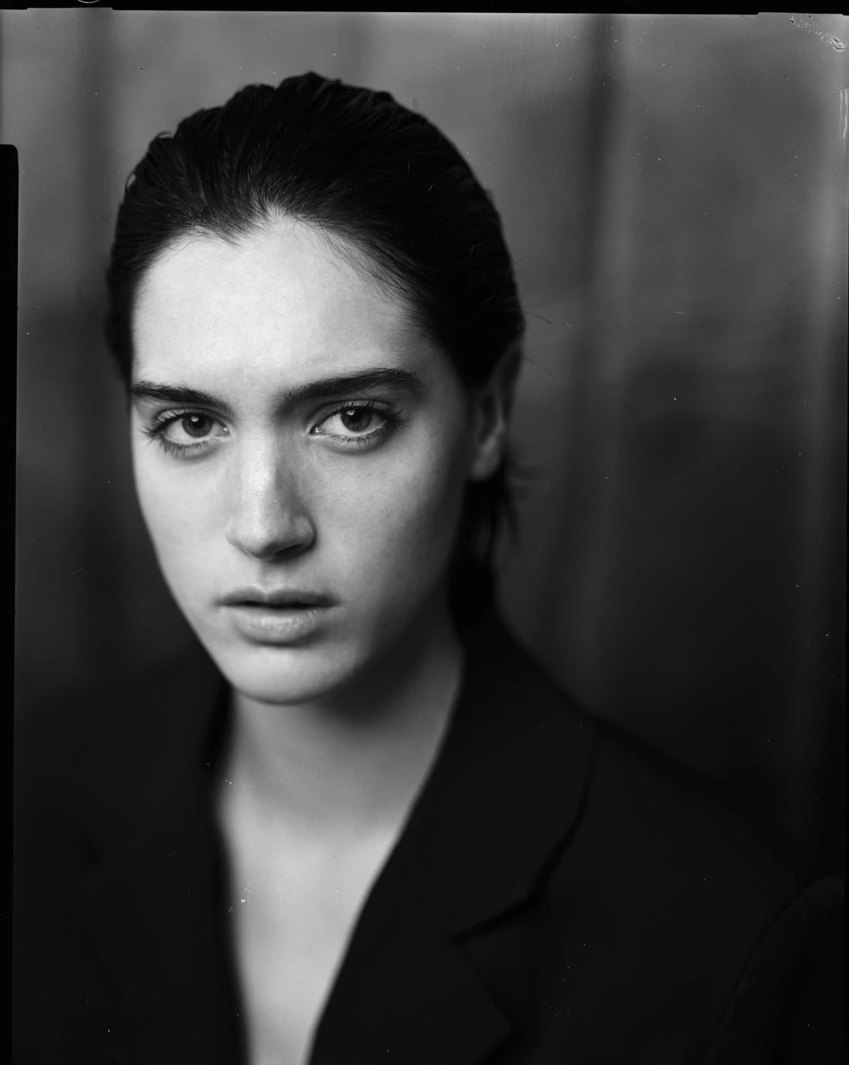 Liz shot on Arista EDU Ultra 200 with a Cambo SCII, by Franklin Yeep