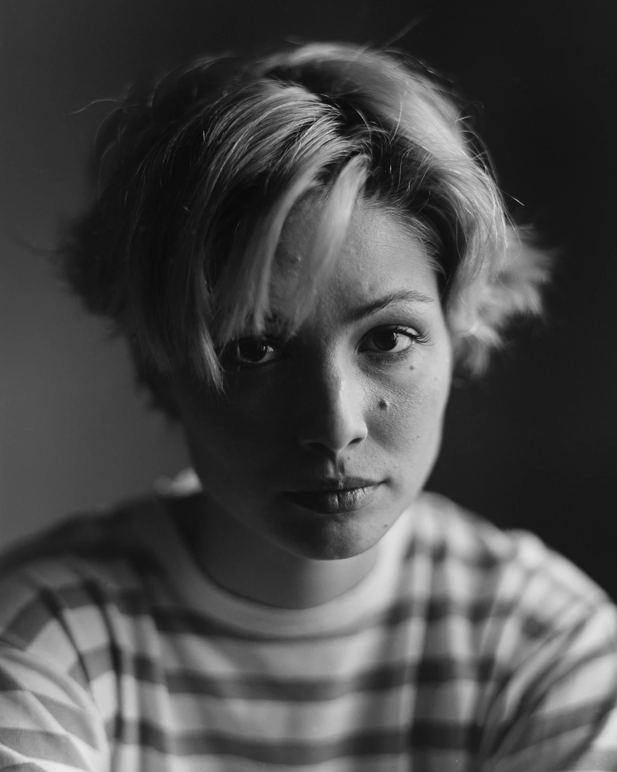 Portrait #012 shot on Fujifilm UM-MA X-Ray Film with a Sinar P, by Matias Farber