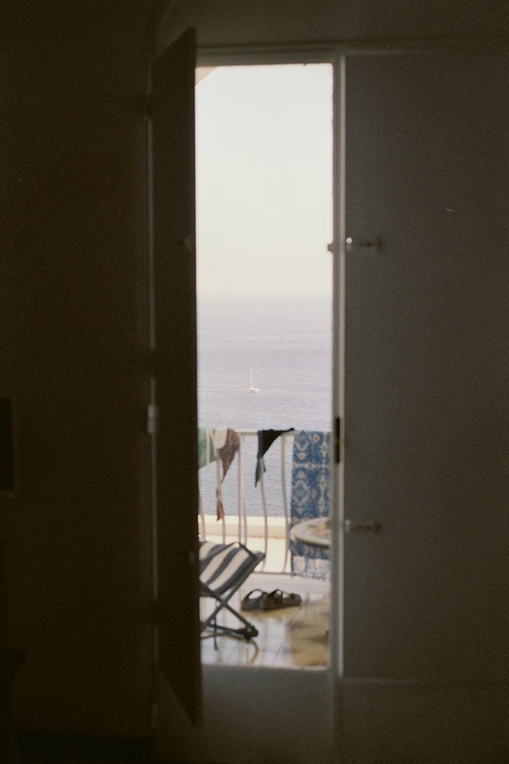 Positano's window shot on Kodak ColorPlus 200 with a Minolta XG-S, developed at Home / Self-Developed, by Elia