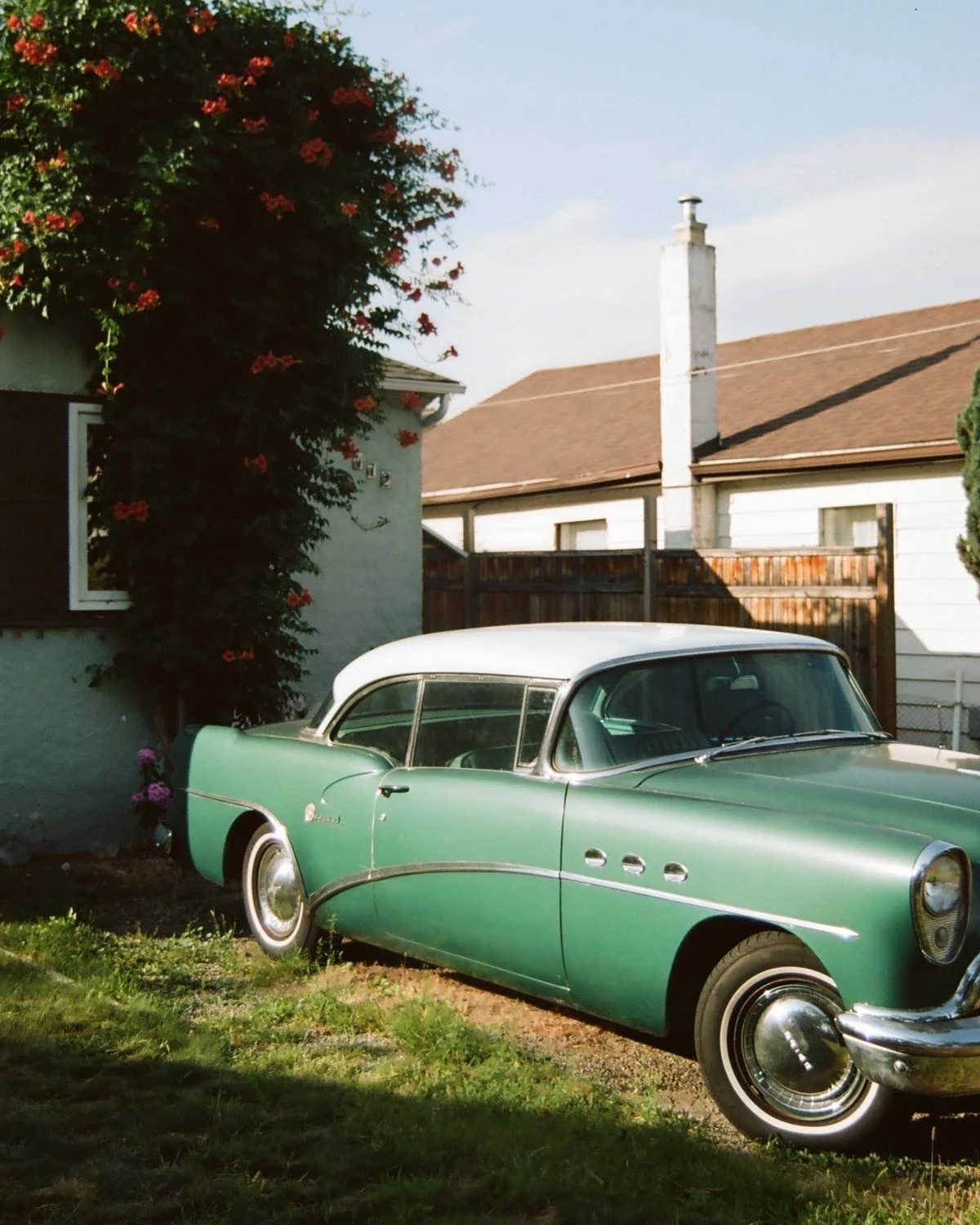 Film photo shot on Fujifilm Superia 200 with a Nikon N2000, by Georgia