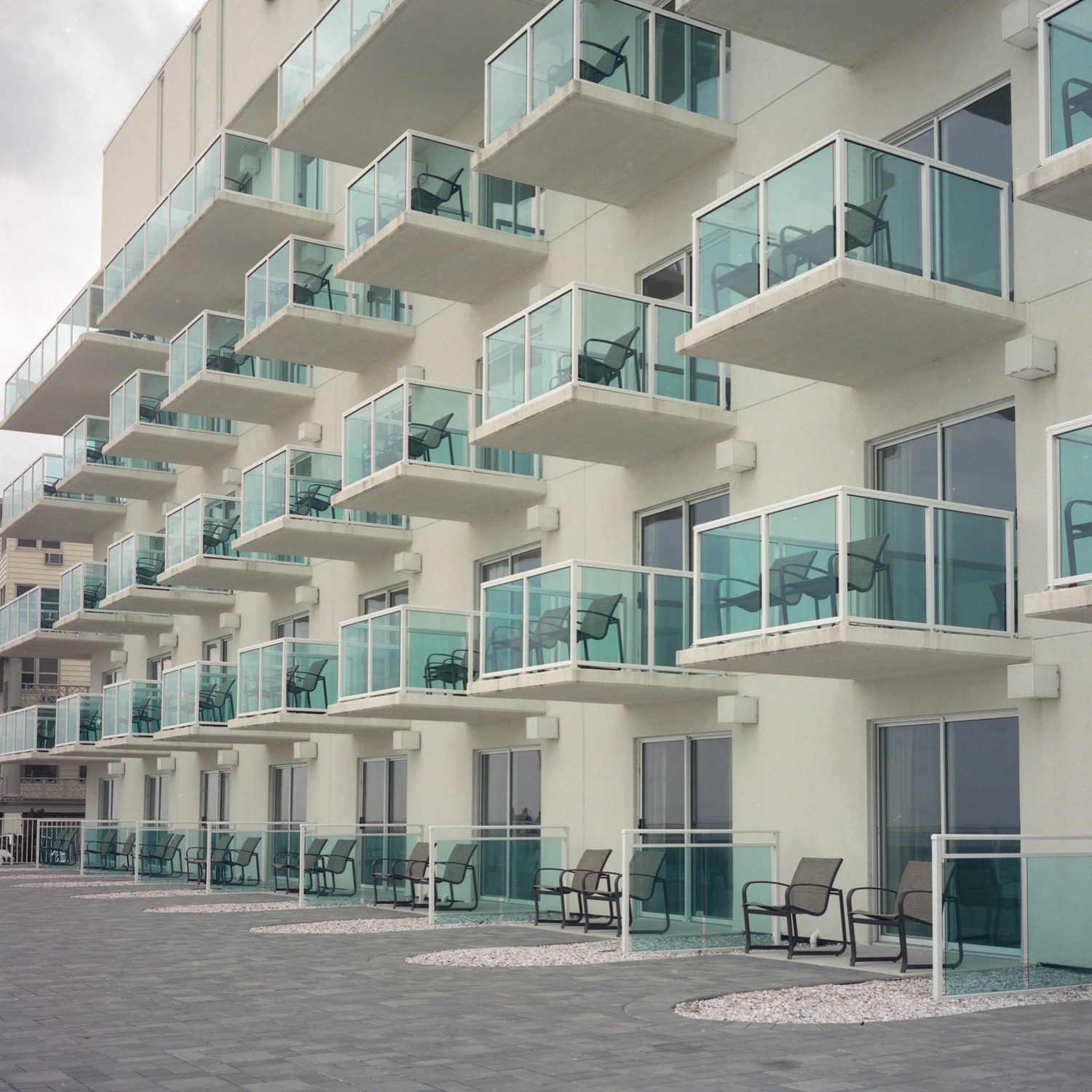 Ocean City shot on Kodak Portra 400 with a Rolleiflex MX-EVS, by Ryan I