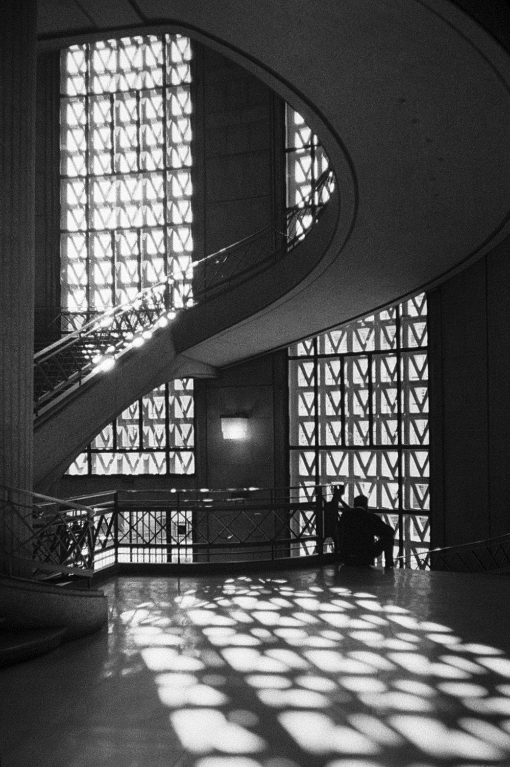 The Lonely Man shot on Ilford Delta 100 with a Minox 35 GL, by Angèle