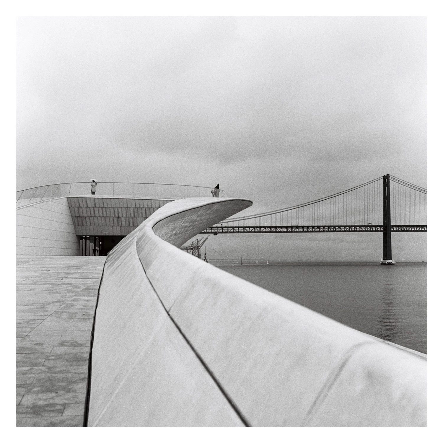 Maat Museum shot on Kodak Tri-X 400 with a Rolleiflex 6008 Integral, by Monótono Film