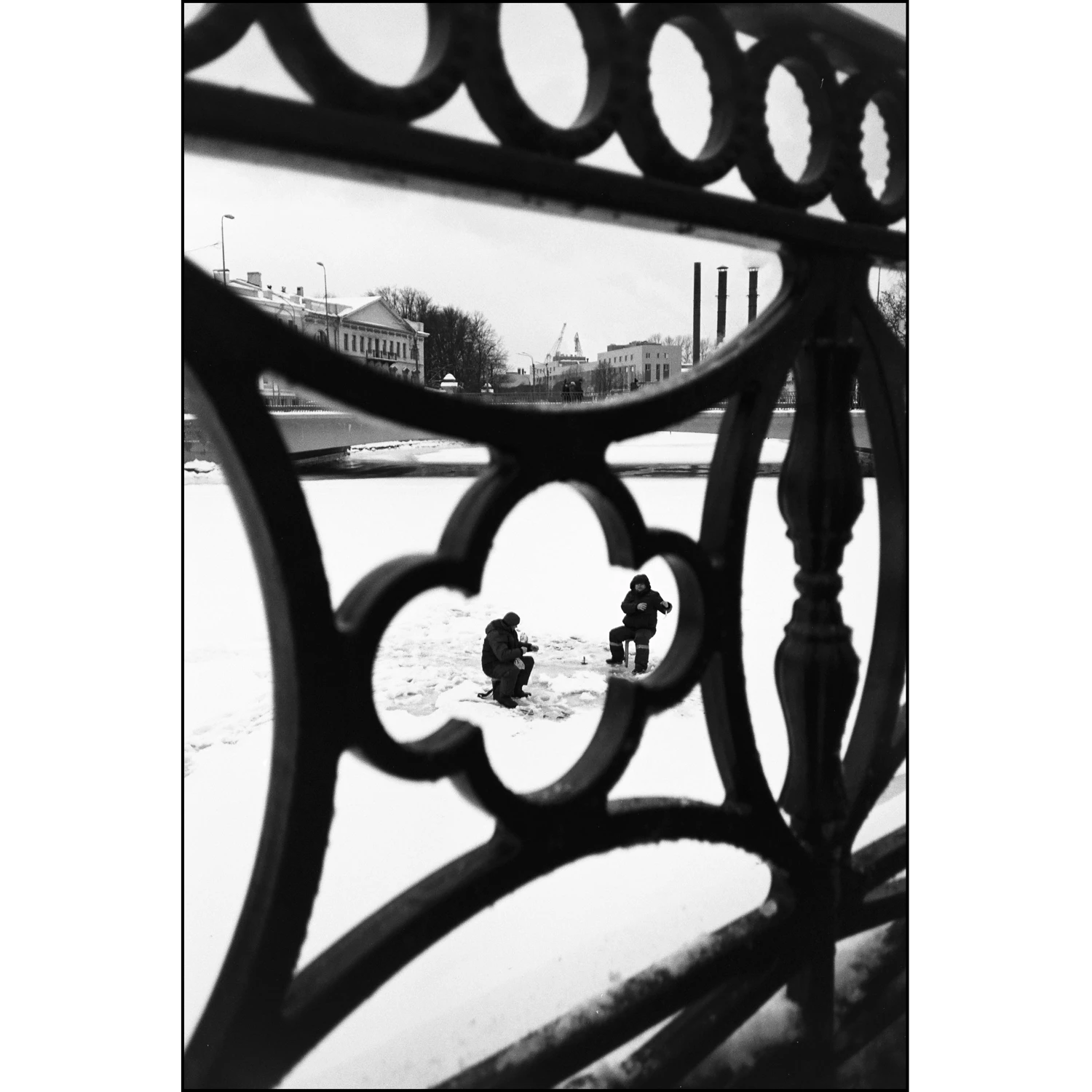 Film photo shot on Ilford FP4 Plus 125 with a Olympus AF-1 Mini, by strakhov.film