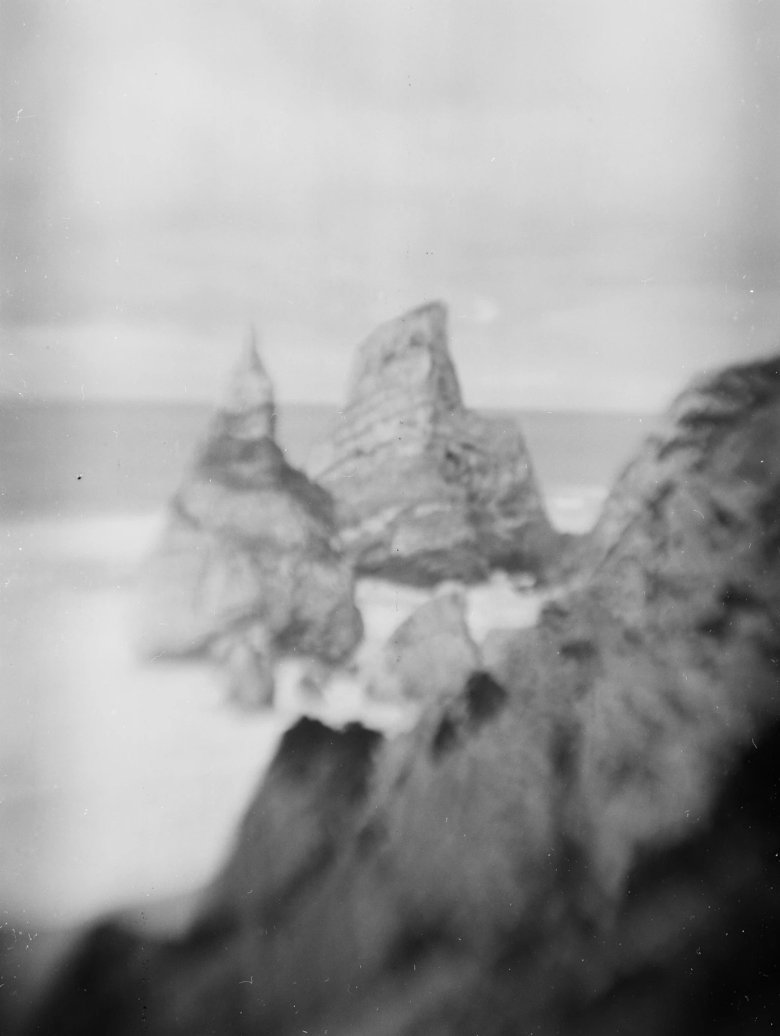 Praia da Ursa shot on Ilford XP2 Super 400 with a Agfa Box Camera, by Luís Vila-Lobos