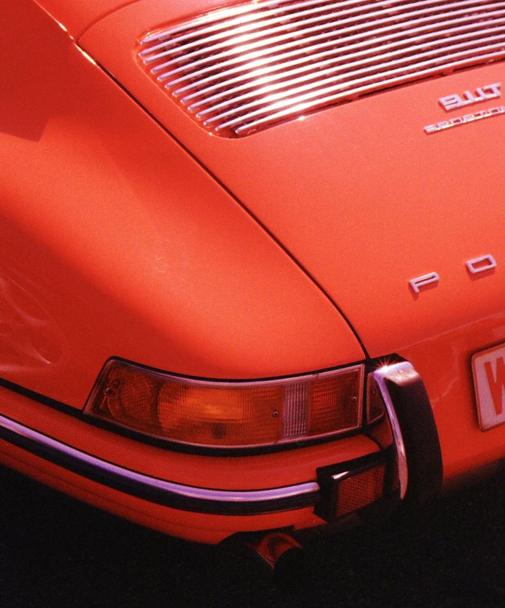 red porsche shot on Dubblefilm Bubblegum 200 with a Minolta Dynax 7000i, developed at dipixelprinter, by Lukas
