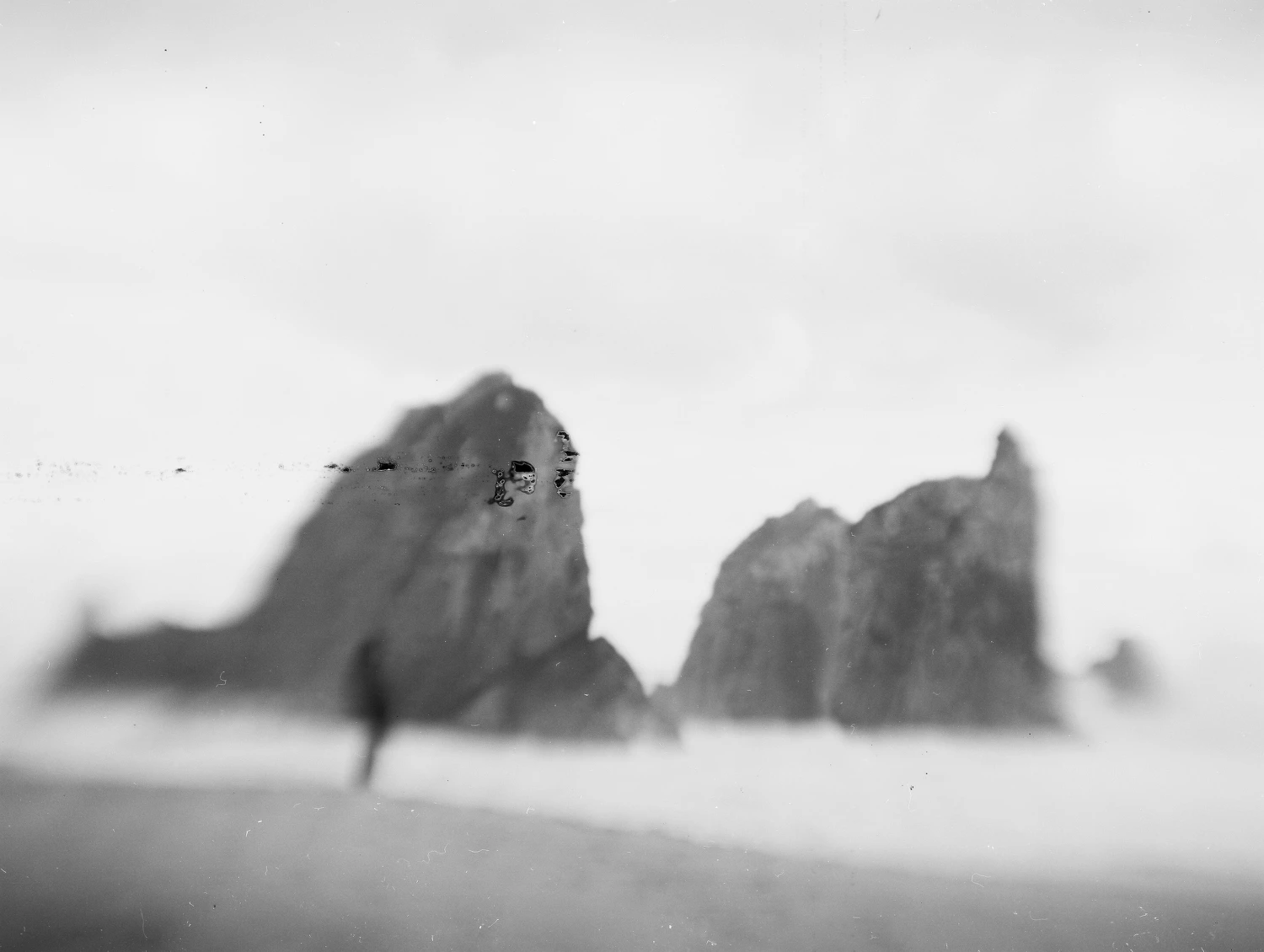 Praia da Ursa shot on Ilford XP2 Super 400 with a Agfa Box Camera, by Luís Vila-Lobos