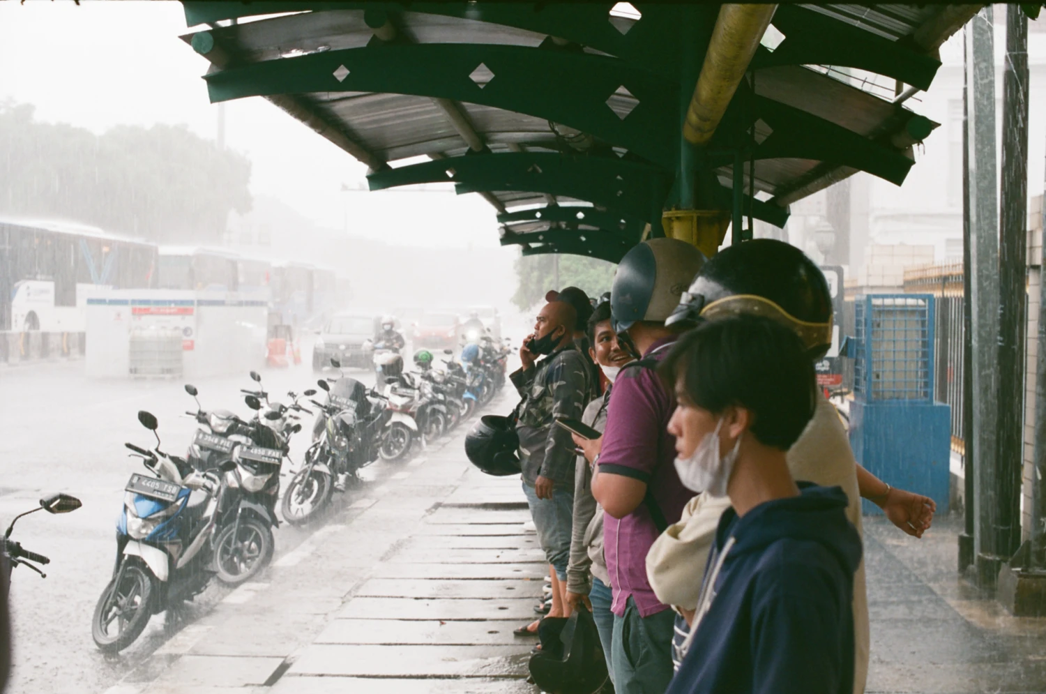 Jakarta 2021 shot on Fujifilm Superia Premium 400 with a Konica Autorex, by Albert