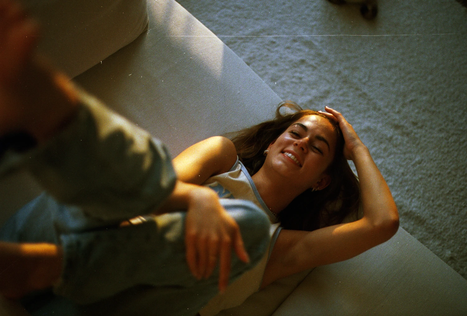 Laura shot on Kodak UltraMax 400 with a Canon EOS 1000, by nik_de_mar
