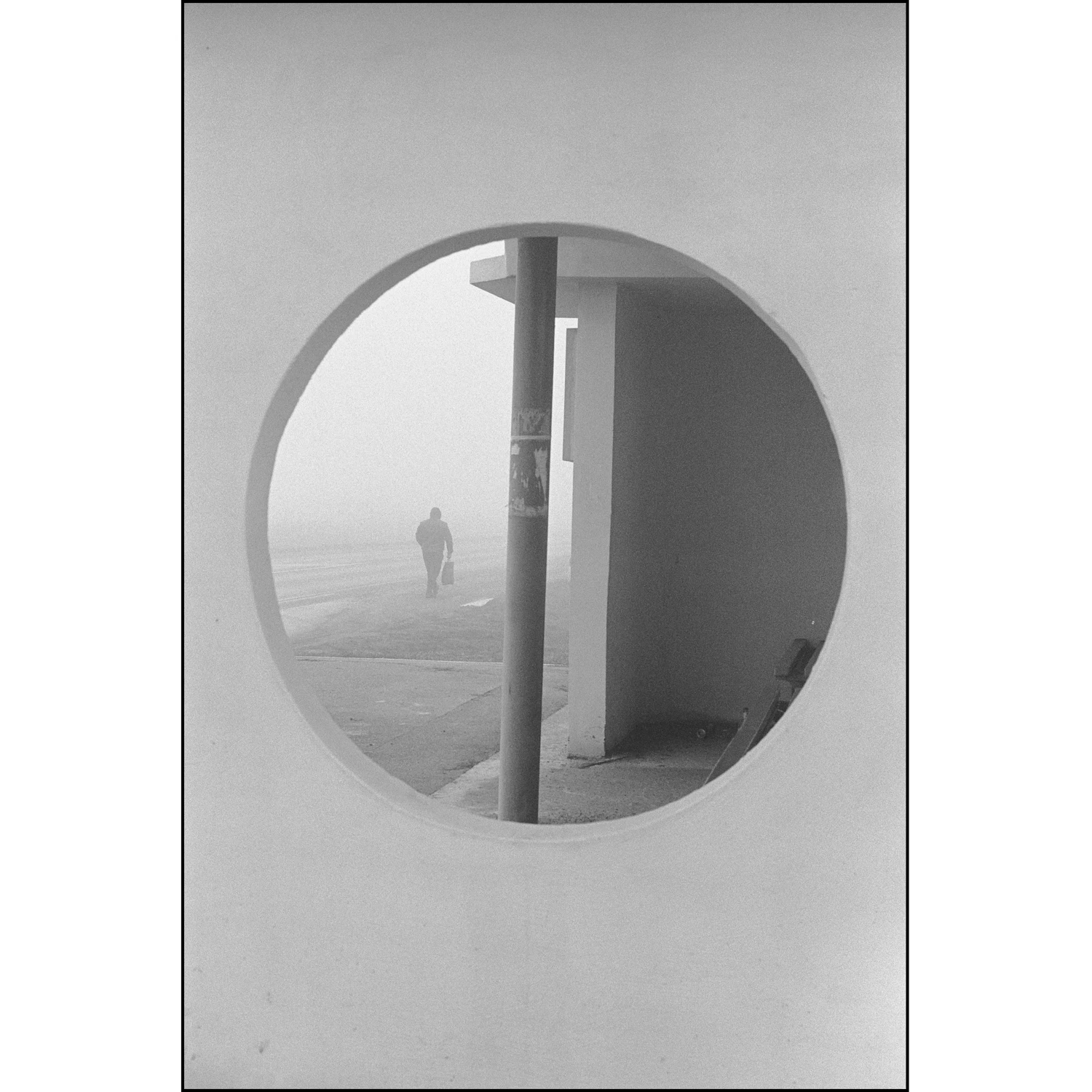 Film photo shot on Kodak Double-X 5222 with a Canon 7, by strakhov.film