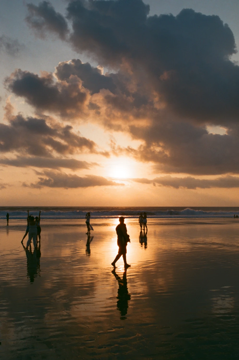 Bali 2021 shot on Fujifilm Superia Premium 400 with a Konica Autorex, by Albert