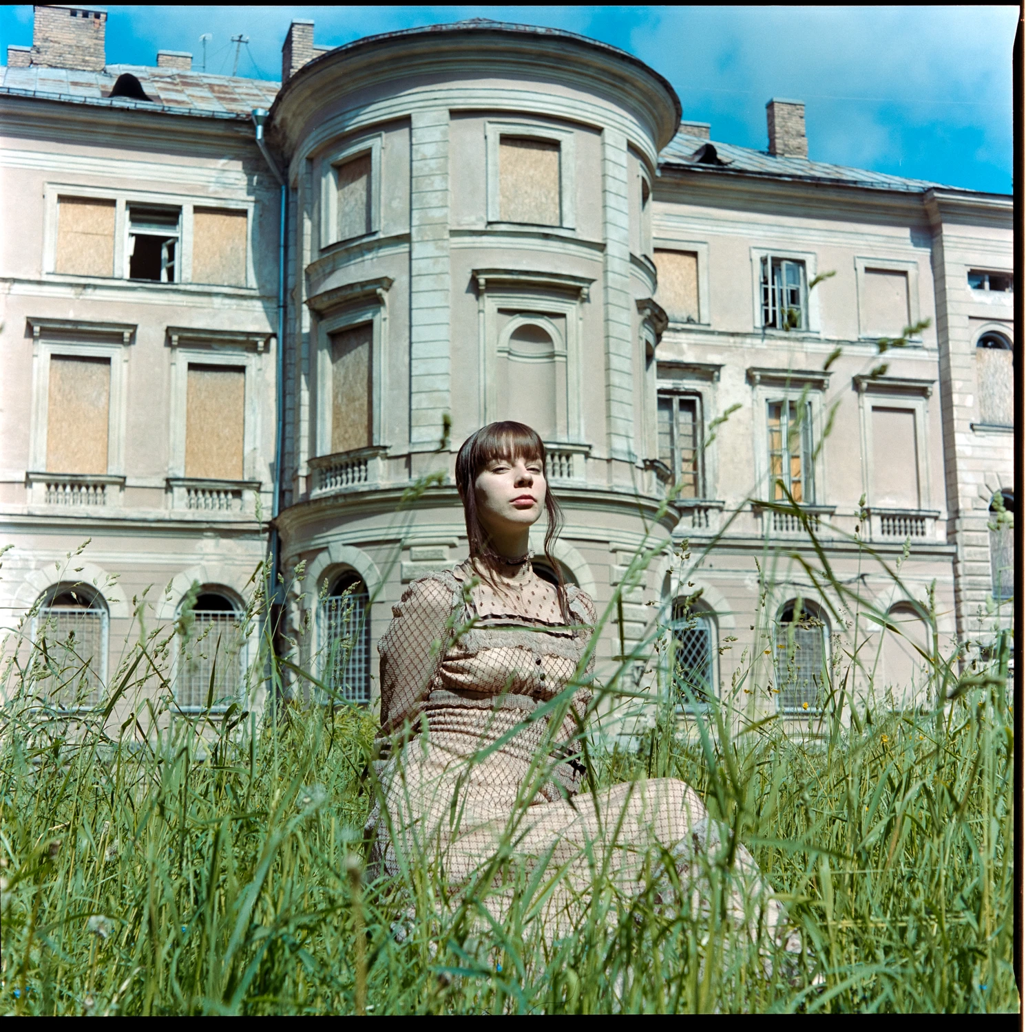 Abandoned hospital shot on Kodak Portra 400 with a Mamiya C220f, by _linge