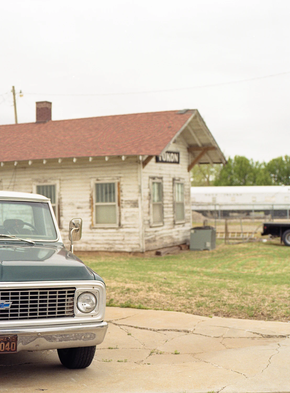 Old Chev shot on Kodak Gold 200 with a Mamiya 645J, by Cray